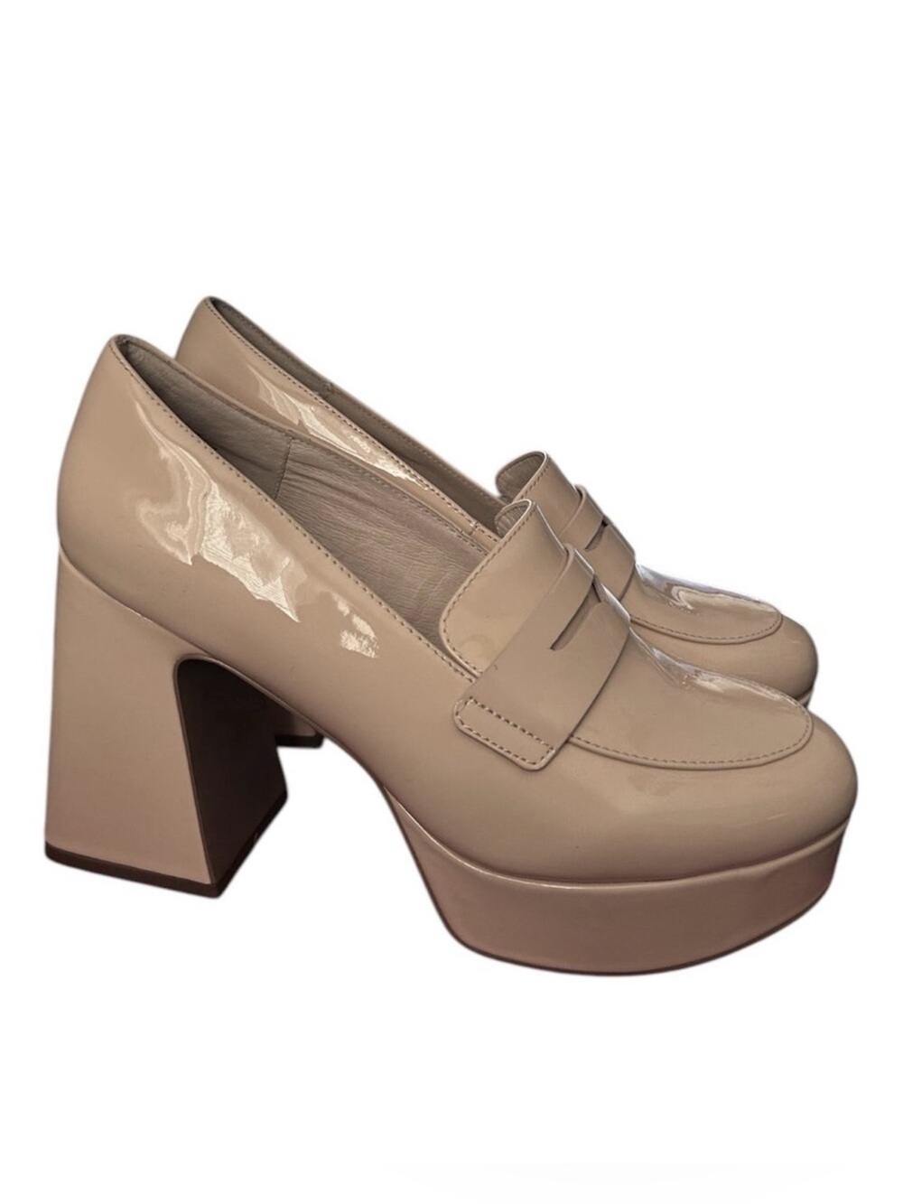 Cecelia New York Pinky Platform Penny Loafer Womens 9.5 Beige Patent Leather NEW